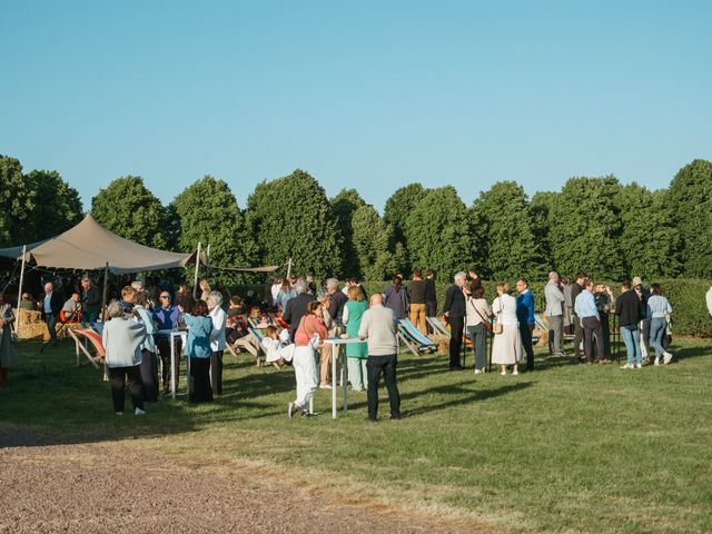 Bar Hay 