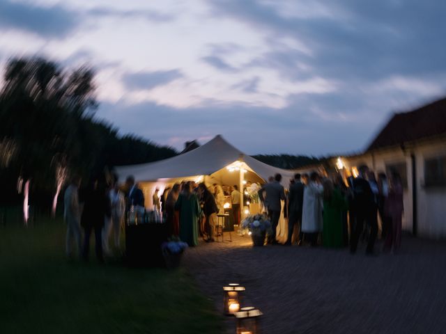 Bar Hay 